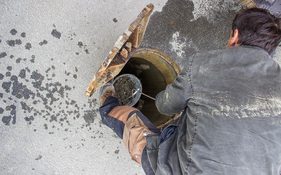 comment déboucher canalisation wc Sarcelles